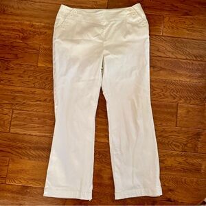 Anne Klein  white pants with button detail
